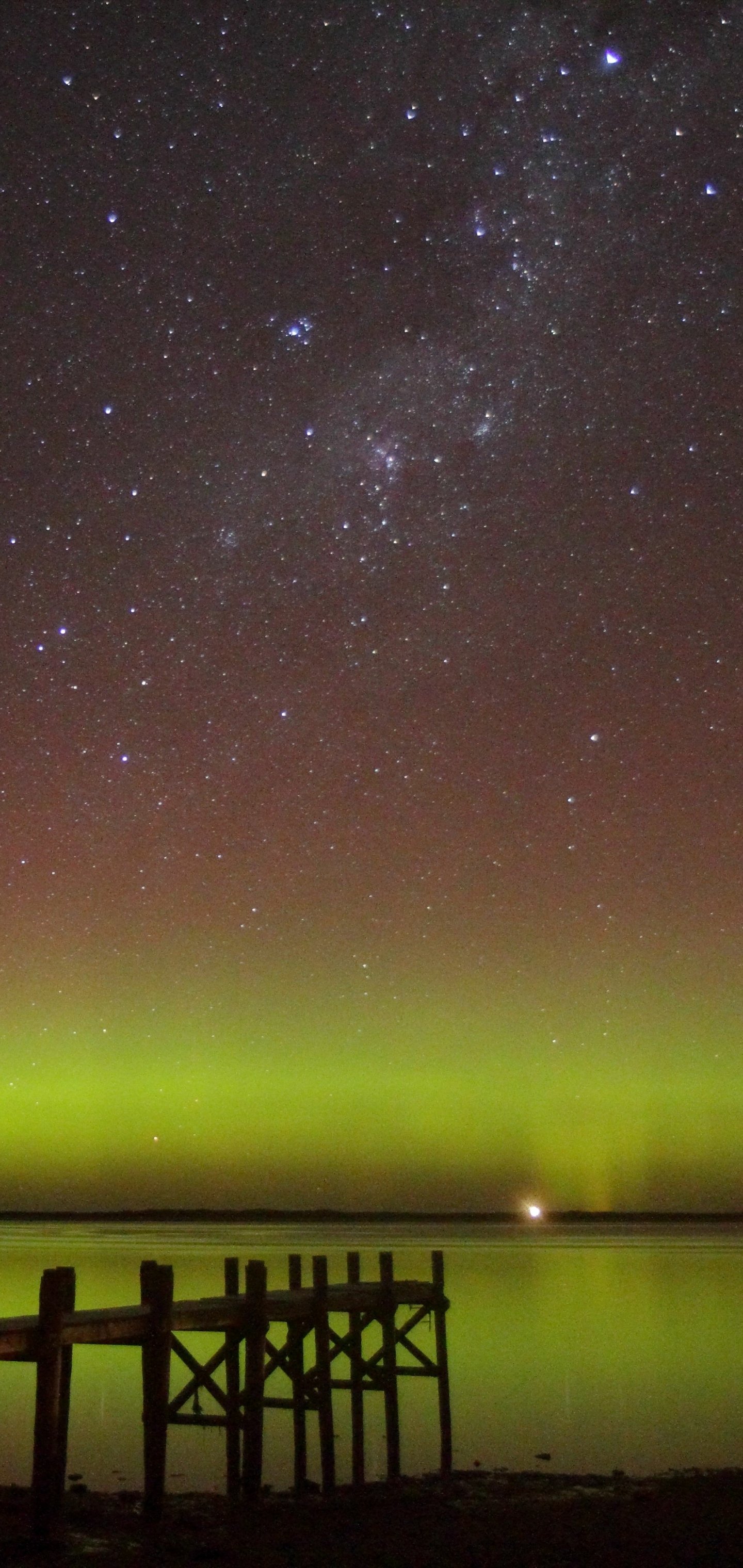 Download Nature Aurora Borealis Phone Wallpaper