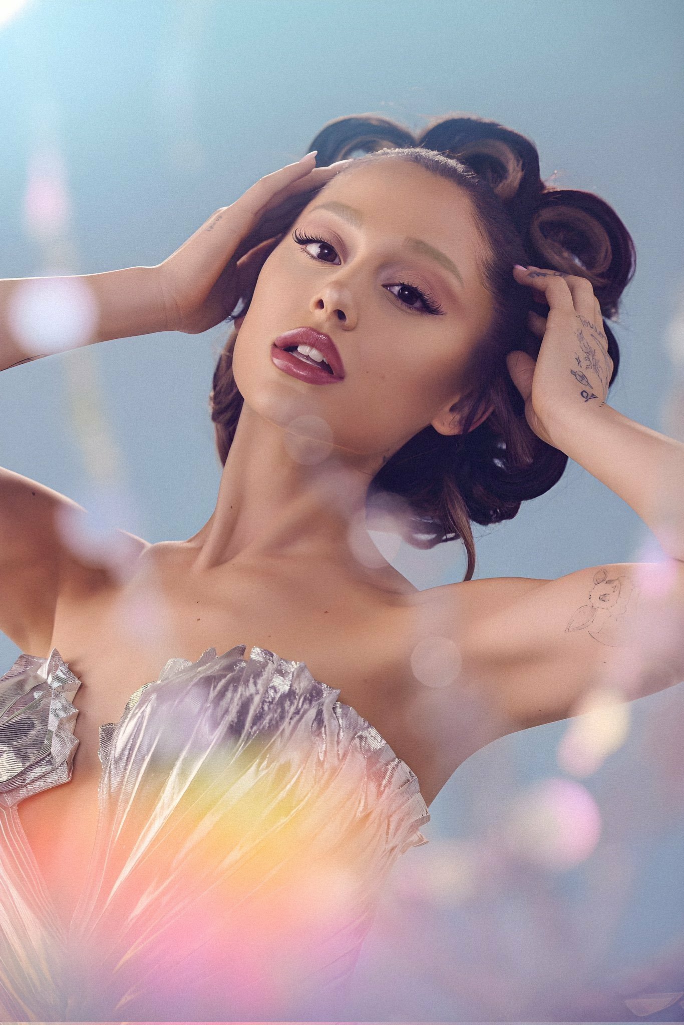Ariana Grande by momo@