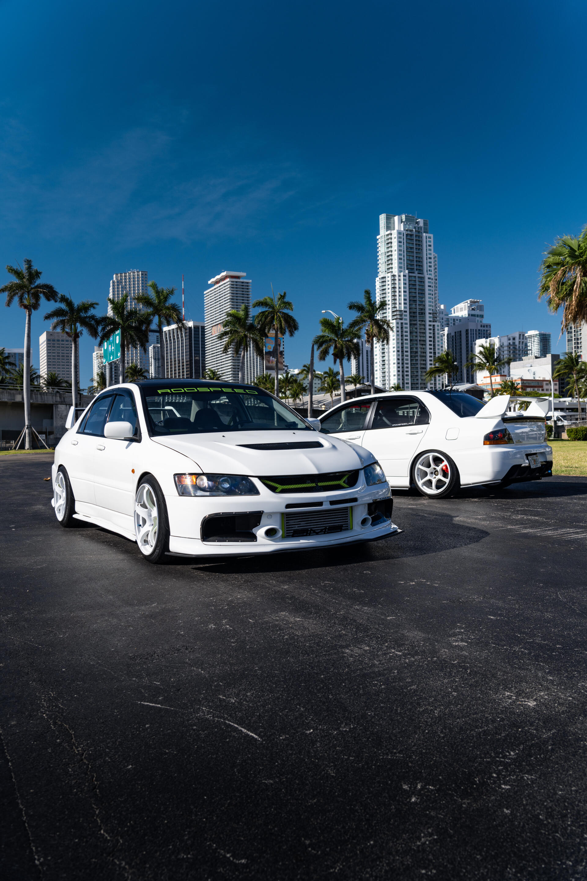 Download Car Mitsubishi Lancer Evolution IX Phone Wallpaper