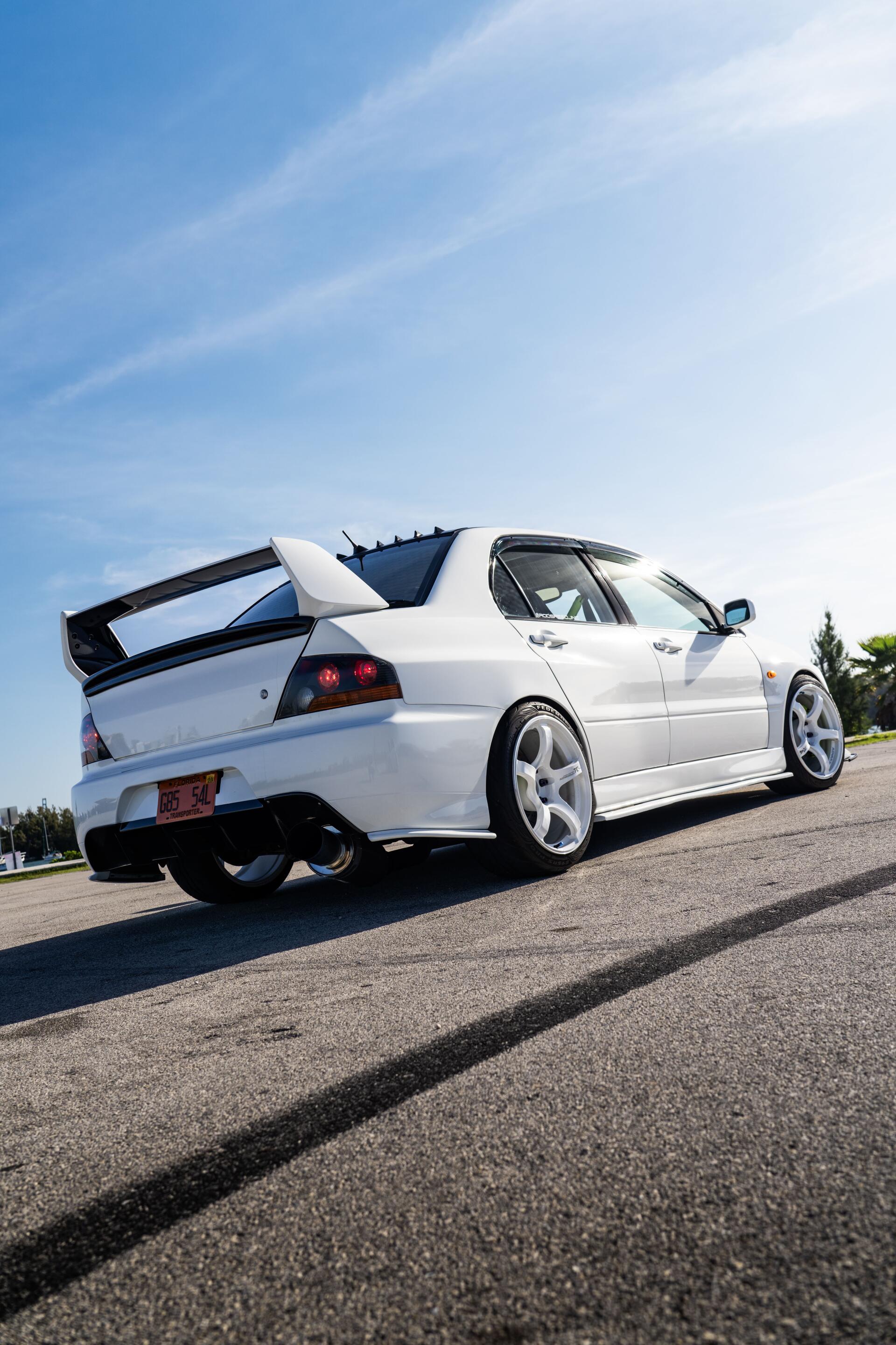 Download Car Mitsubishi Lancer Evolution IX Phone Wallpaper