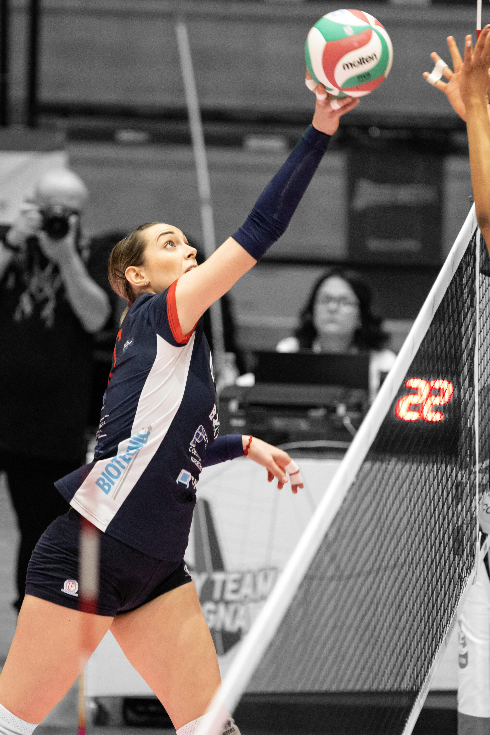 Download Sports Volleyball Phone Wallpaper