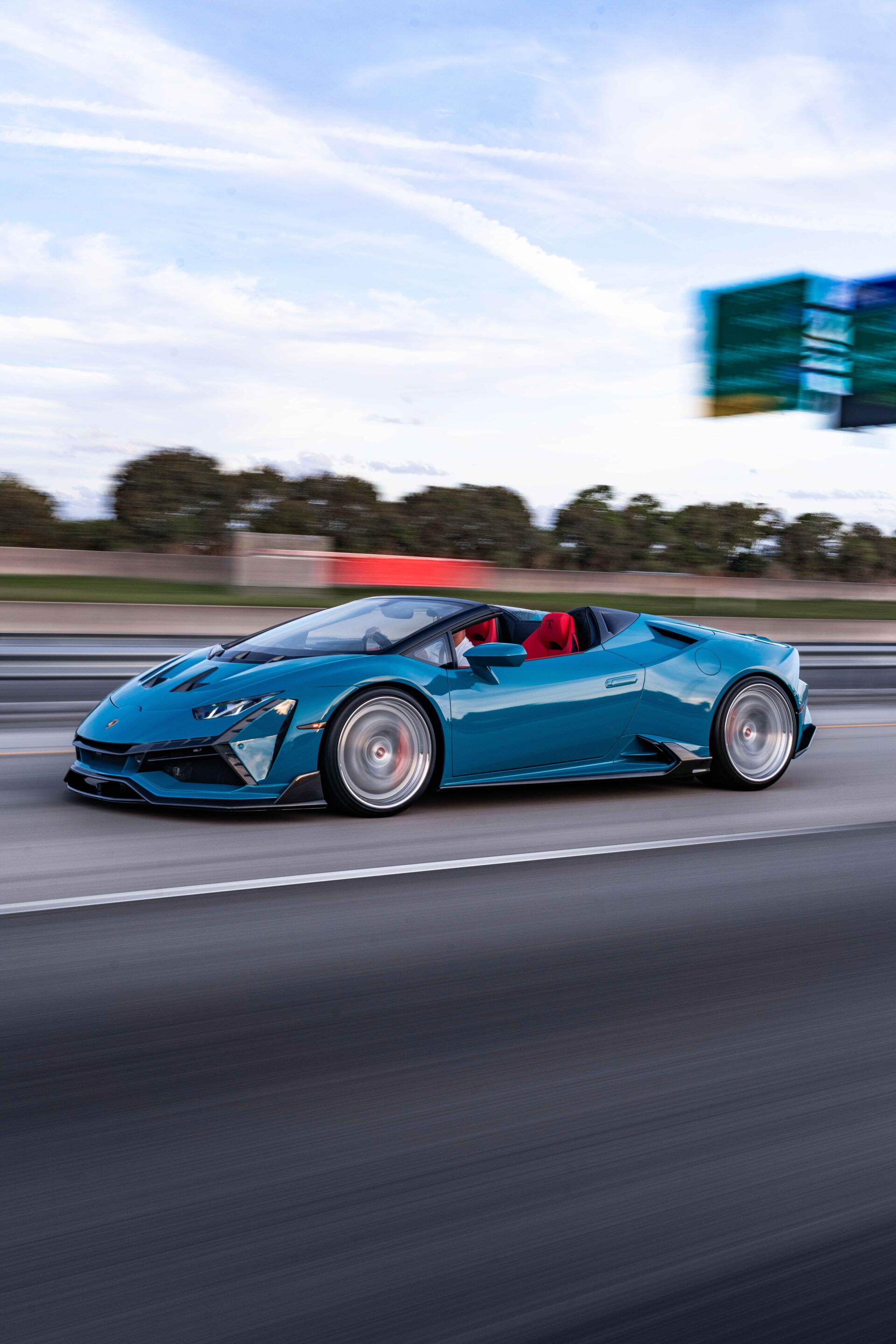 Download Car Lamborghini Lamborghini Huracan Evo Phone Wallpaper
