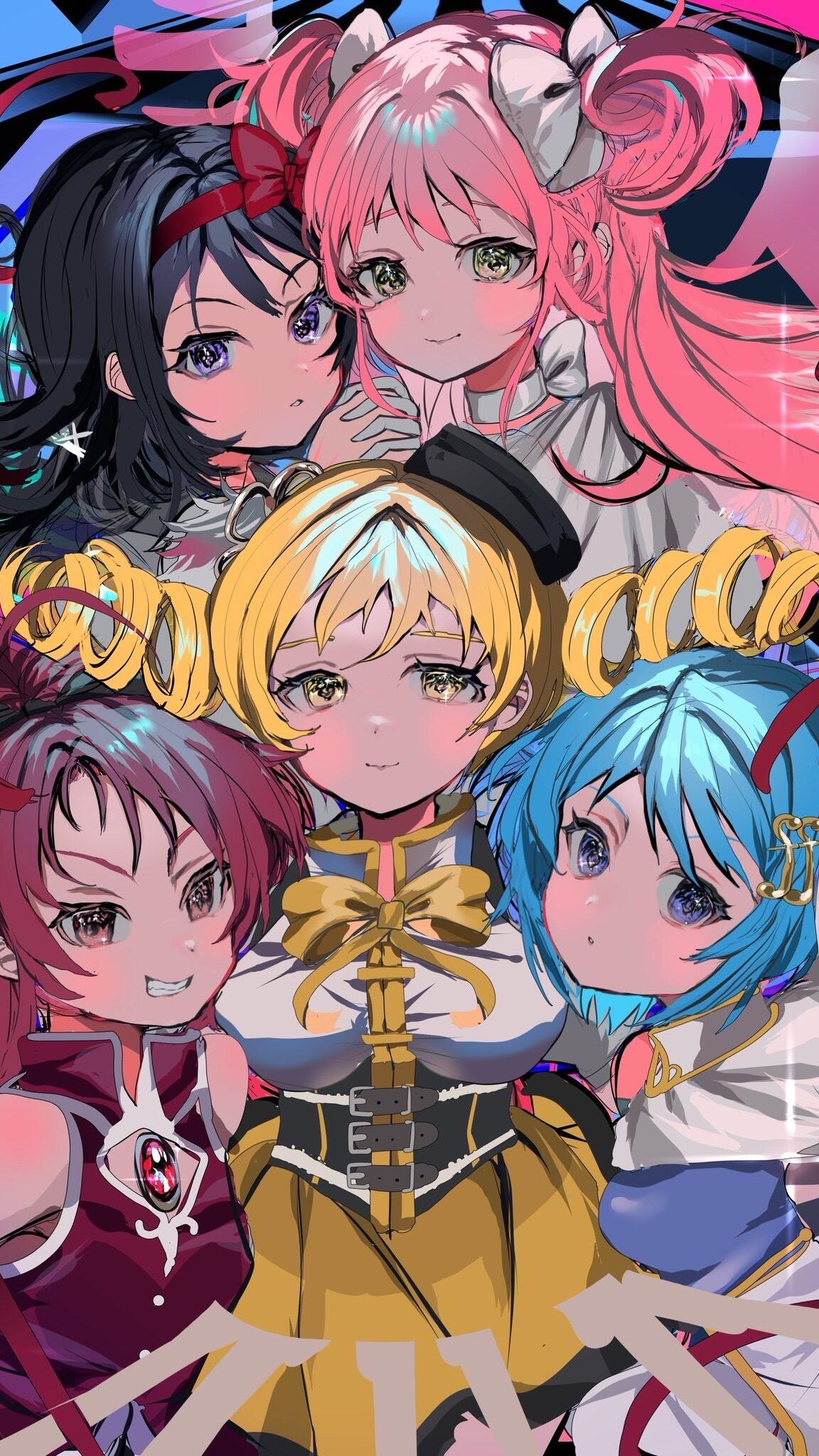 iPhone wallpaper anime group portrait of Puella Magi Madoka Magica — Madoka Kaname, Homura Akemi, Mami Tomoe, Sayaka and Kyoko smiling in a vibrant close-up.