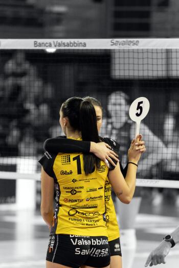 Sports volleyball Phone Wallpaper