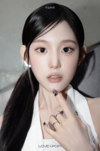 tripleS JiYeon Andless portrait phone wallpaper, close-up of a woman with long dark hair and a white outfit