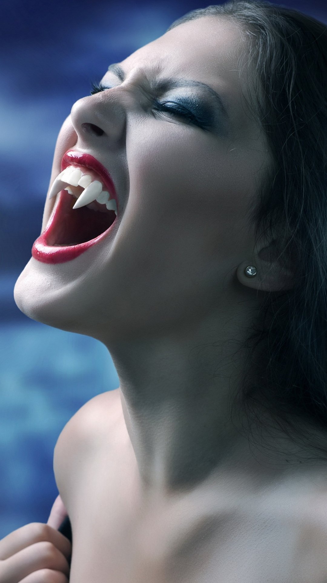 Download Fantasy Vampire Phone Wallpaper