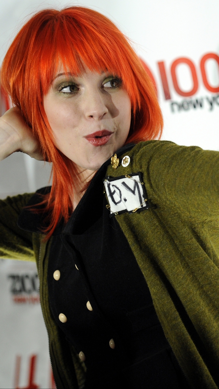 Hayley Williams Fakes