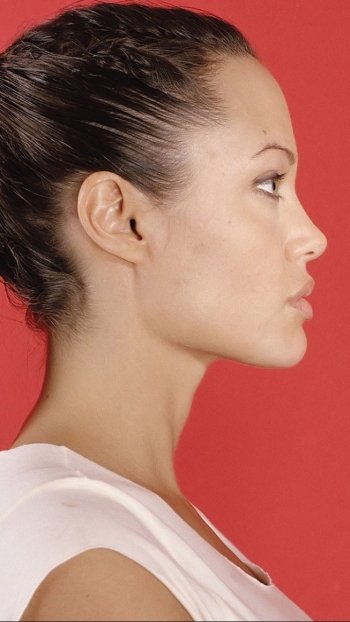 Celebrity Angelina Jolie Phone Wallpaper