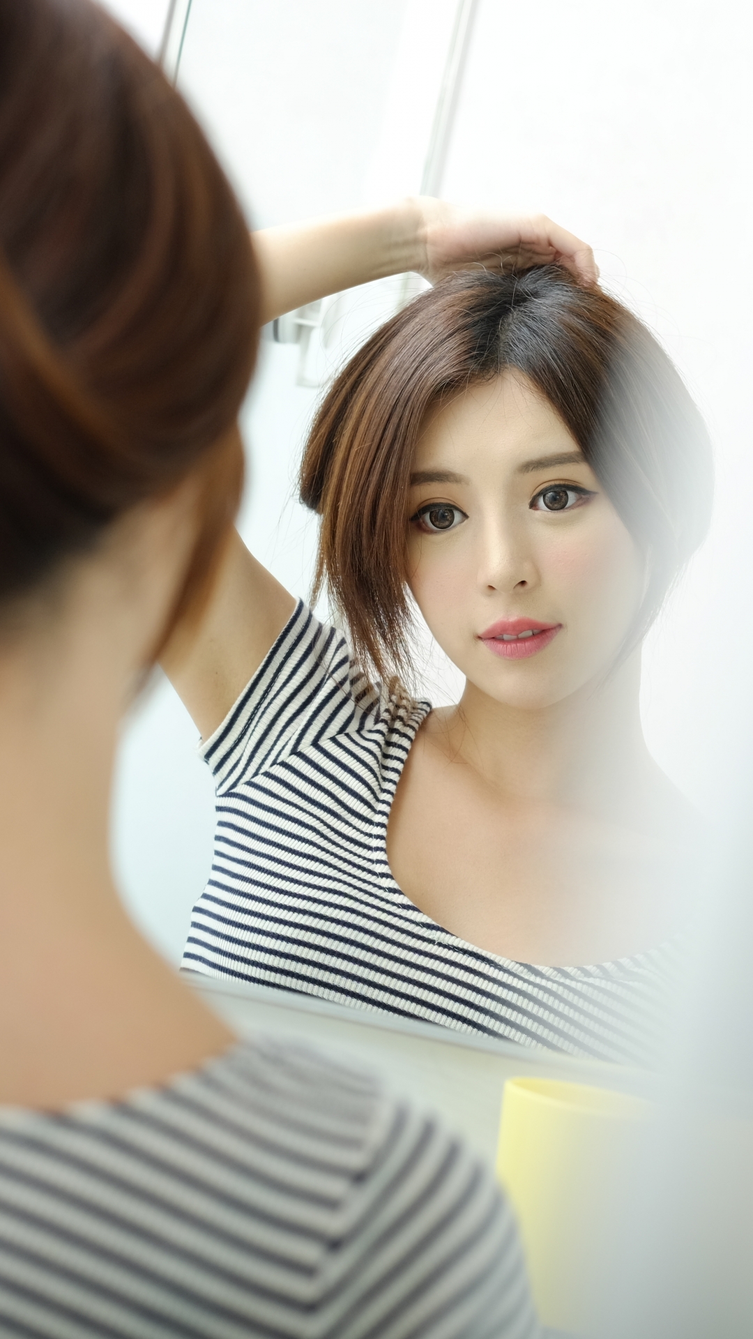 Download Asian Face Reflection Julie Chang Taiwanese Woman Zhang Qi Jun ...