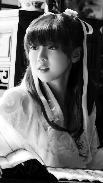 monochrome Black & White vintage oriental woman asian Phone Wallpaper