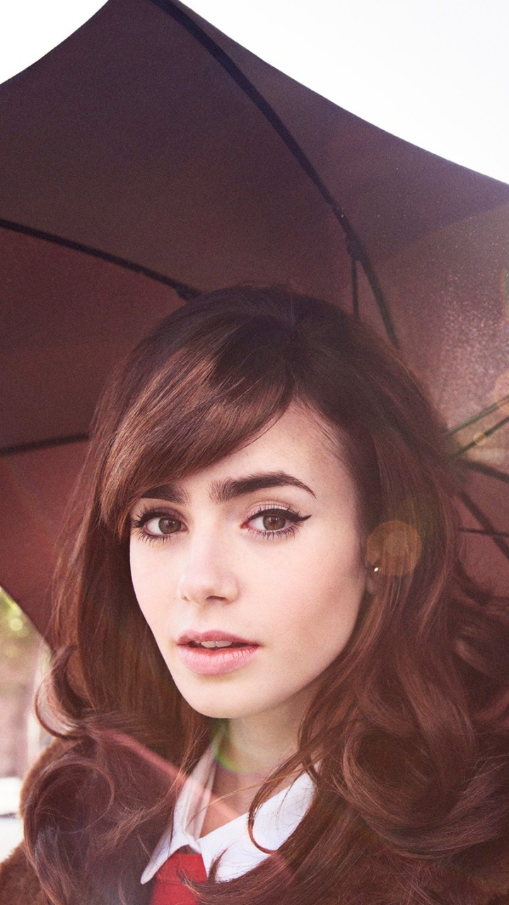 lily collins wallpaper iphone