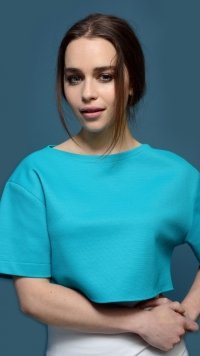 166 Emilia Clarke Appleiphone 6 750x1334 Wallpapers Mobile Abyss