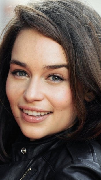  Emilia Clarke
