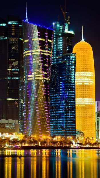  Doha at Night