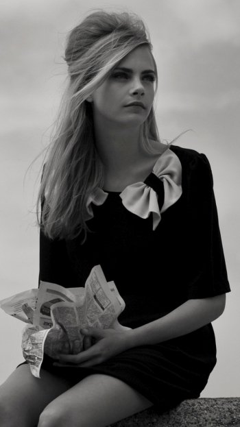 English model Celebrity Cara Delevingne Phone Wallpaper