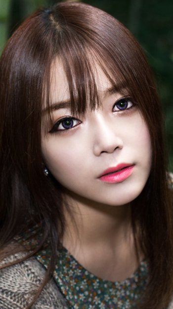 model purple eyes brunette woman asian Phone Wallpaper