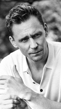 28 Tom Hiddleston Appleiphone Se 640x1136 Wallpapers Mobile Abyss