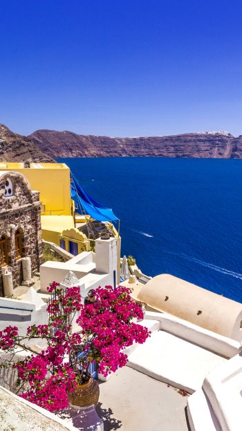  House in Santorini, Greece