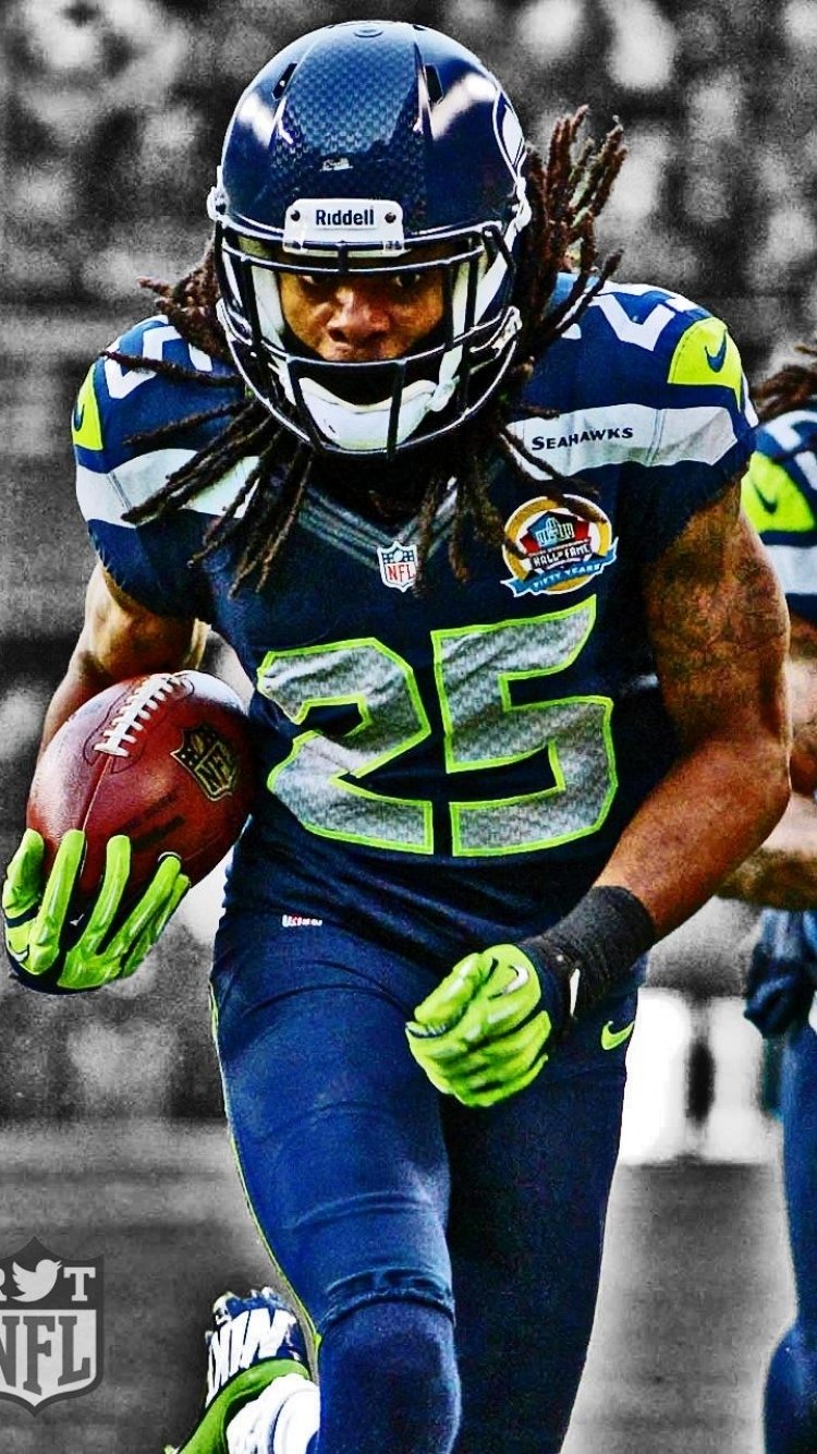 Earl Thomas iPhone Wallpapers