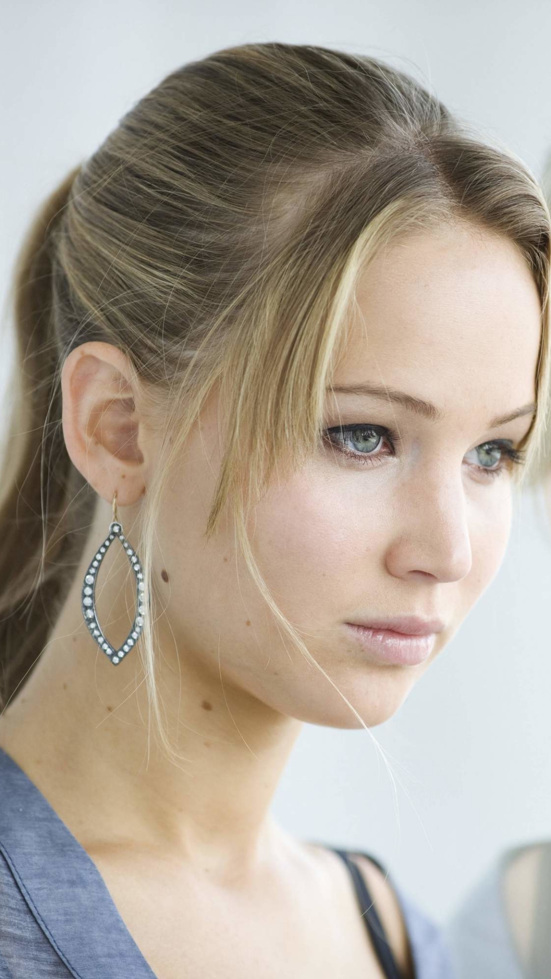 Download Celebrity Jennifer Lawrence Phone Wallpaper - Mobile Abyss