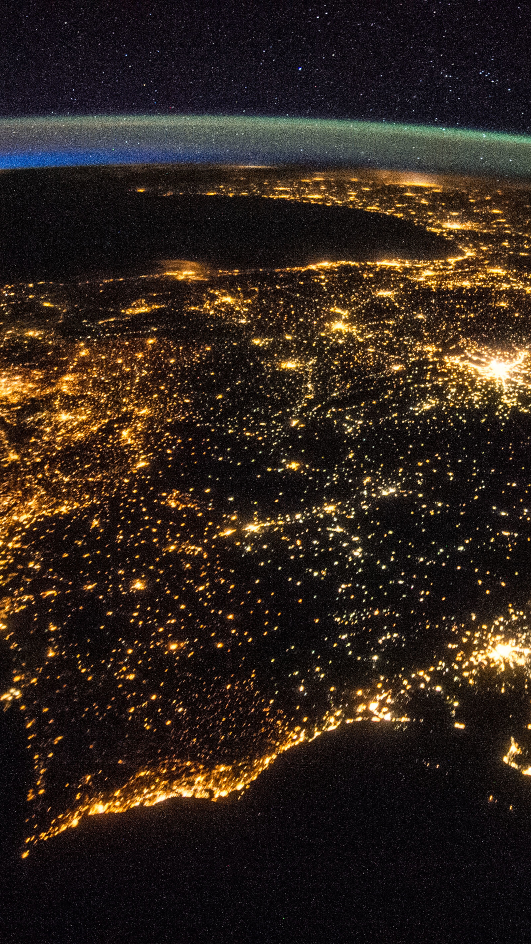 Iberian Peninsula at Night ( NASA, International Space Station ) - Mobile  Abyss