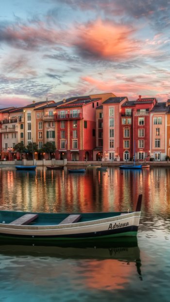  Houses along the Lake in Orlando, Florida by Trey Ratcliff