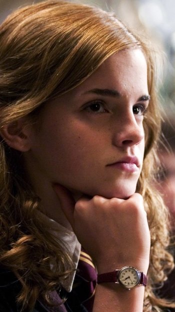 Celebrity Emma Watson Phone Wallpaper