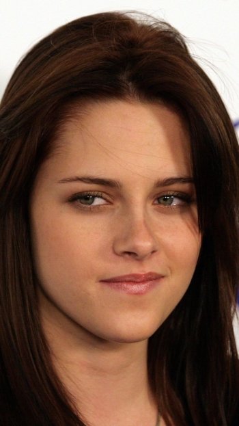 Celebrity Kristen Stewart Phone Wallpaper