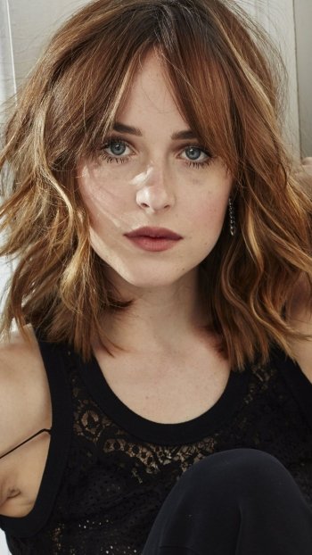 actress Celebrity Dakota Johnson Phone Wallpaper