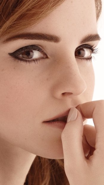 Celebrity Emma Watson Phone Wallpaper