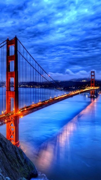  Golden Gate Bridge at Dusk
