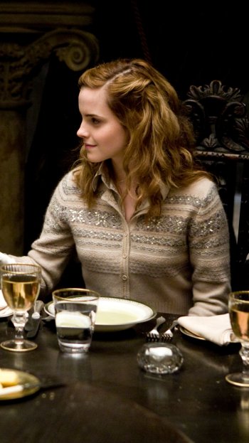 Emma Watson Matthew Lewis Neville Longbottom Hermione Granger movie Harry Potter and the Half-Blood Prince Phone Wallpaper