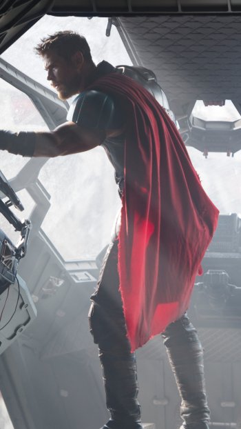 Thor Chris Hemsworth movie Thor: Ragnarok Phone Wallpaper