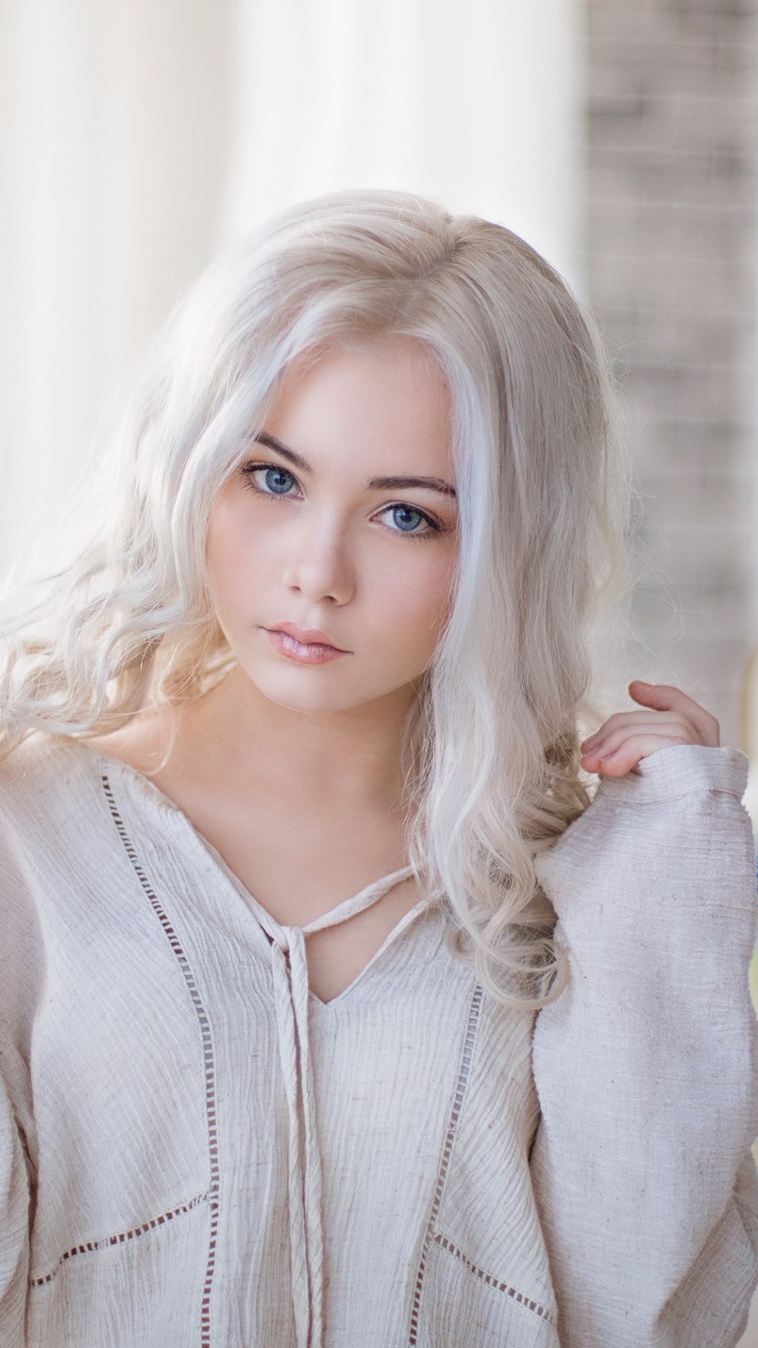 Download Depth Of Field Blue Eyes White Hair Woman Model Phone Wallpaper