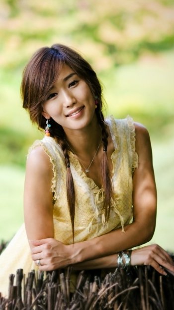 model smile braid bokeh brown eyes brunette woman asian Phone Wallpaper