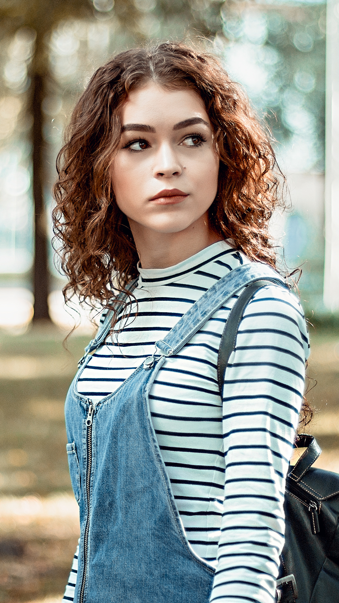 Download Brown Eyes Depth Of Field Redhead Woman Model Phone Wallpaper ...