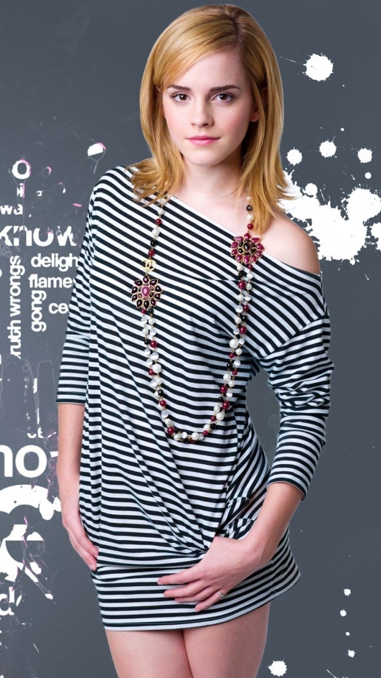 Download Celebrity Emma Watson Phone Wallpaper