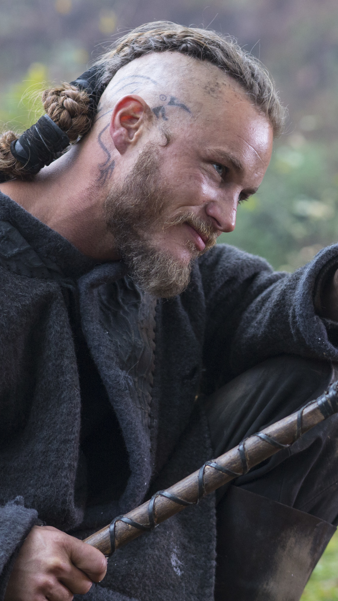 Ragnar Lothbrok Hair - Vikings Haircut and Beard | Ragnar lothbrok hair,  King ragnar, Ragnar lothbrok