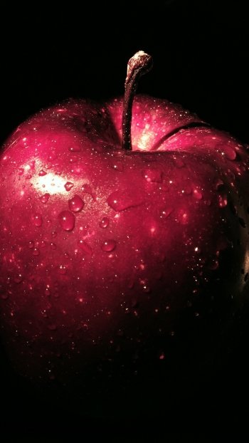 water drop fruit food apple Phone Wallpaper