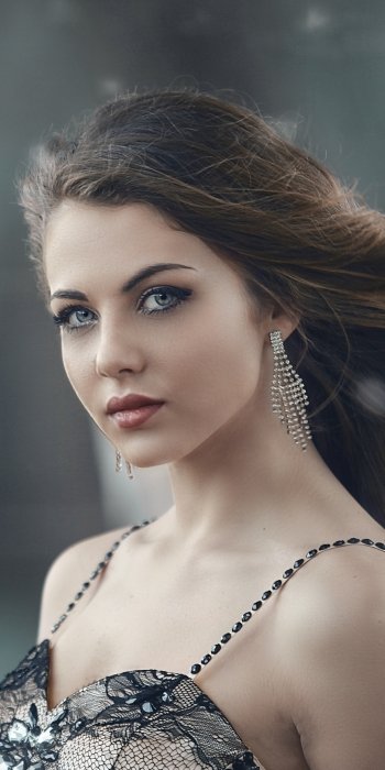 brunette earrings woman model Phone Wallpaper