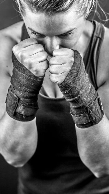 Black & White boxing Sports Phone Wallpaper