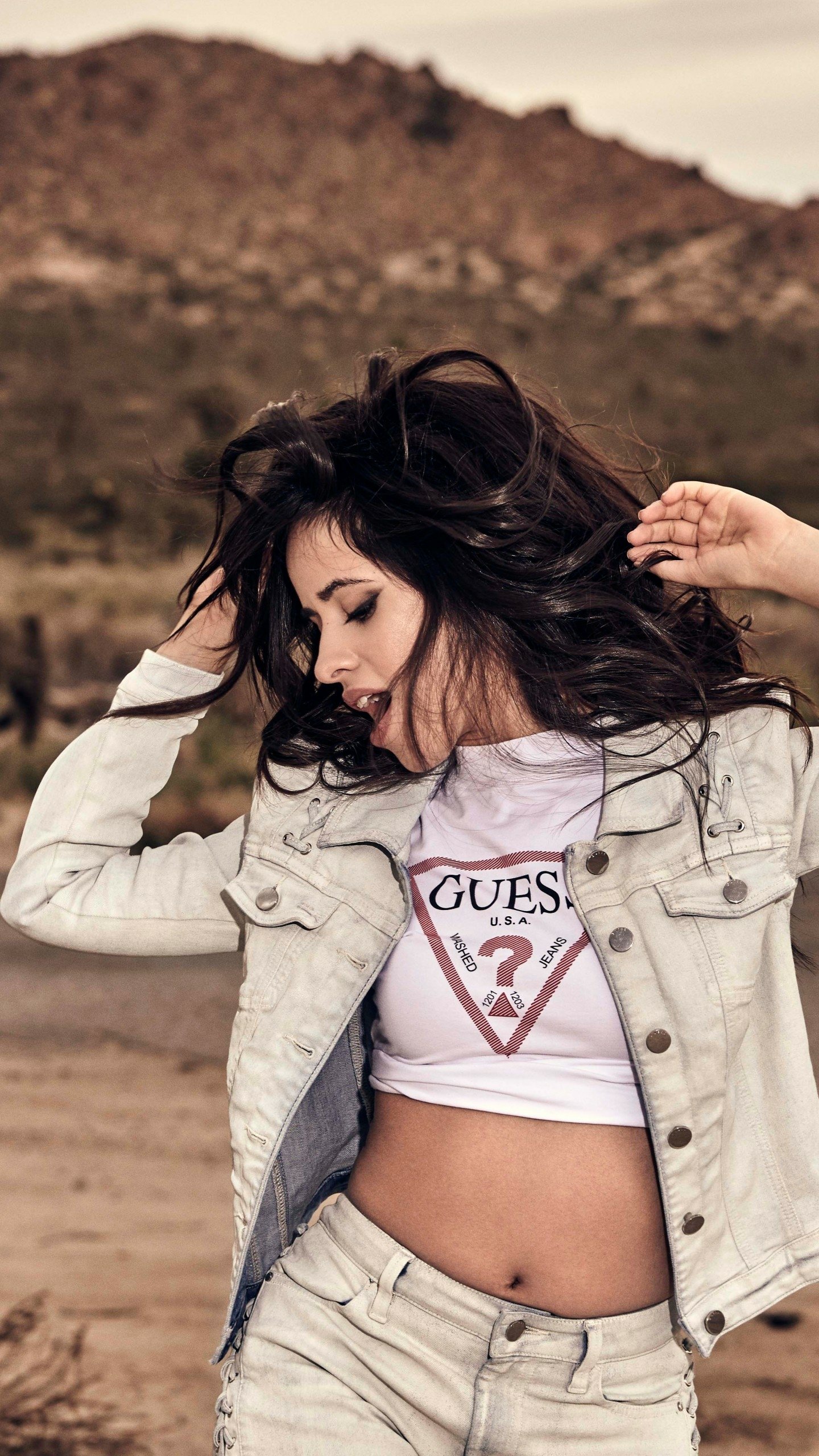 Download Dancing Long Hair Brunette Latina Singer Music Camila Cabello Phone Wallpaper