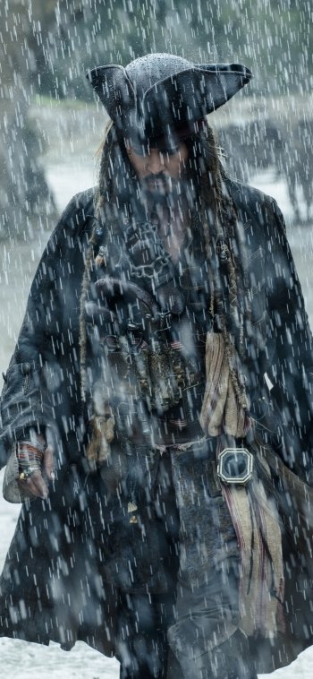Johnny Depp Jack Sparrow movie Pirates Of The Caribbean: Dead Men Tell No Tales Phone Wallpaper