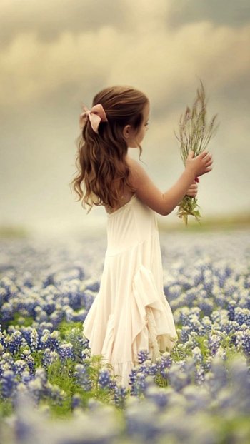  Little Girl in Flower Field