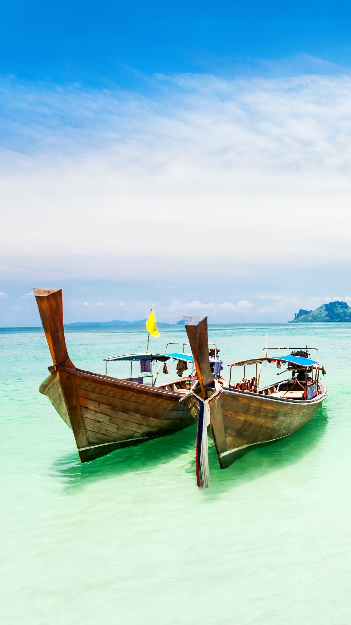 Download Vehicle Canoe Phone Wallpaper