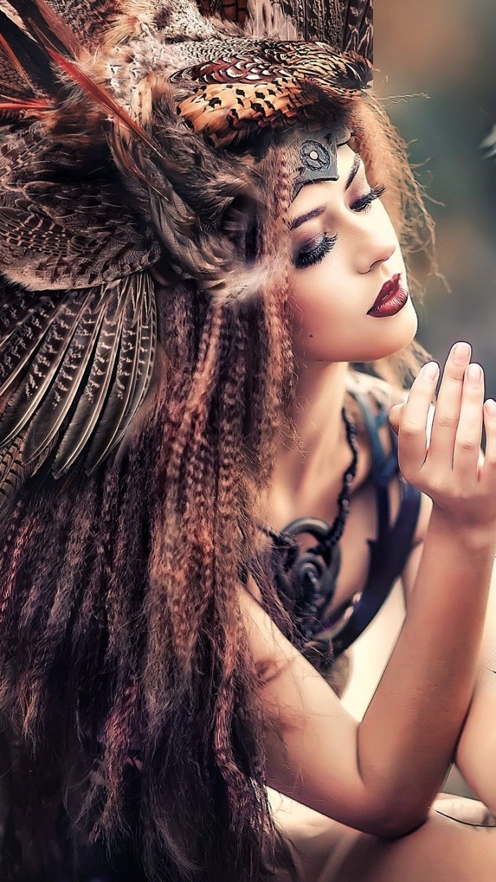 Download Headdress Lipstick Feather Woman Native American Phone Wallpaper
