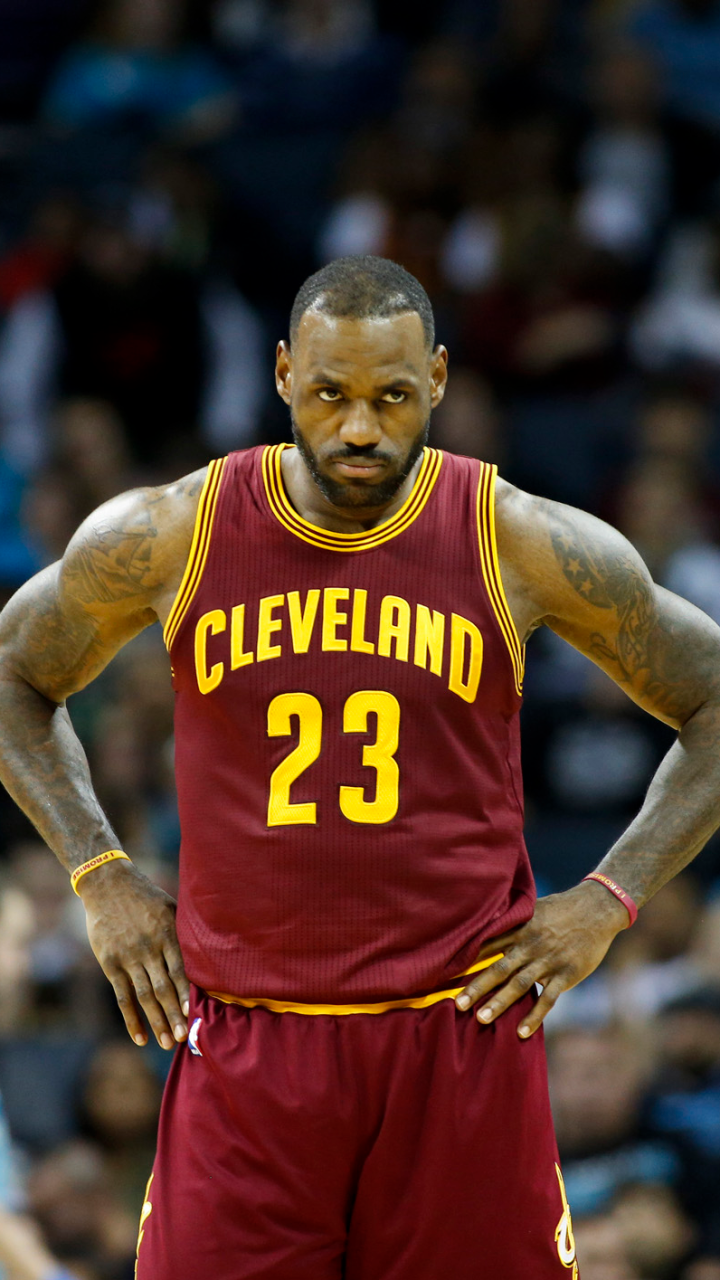 Download LeBron James Sports Phone Wallpaper