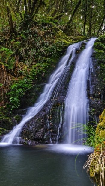  Waterfall in Australia