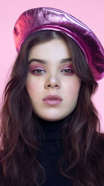 pretty Hailee