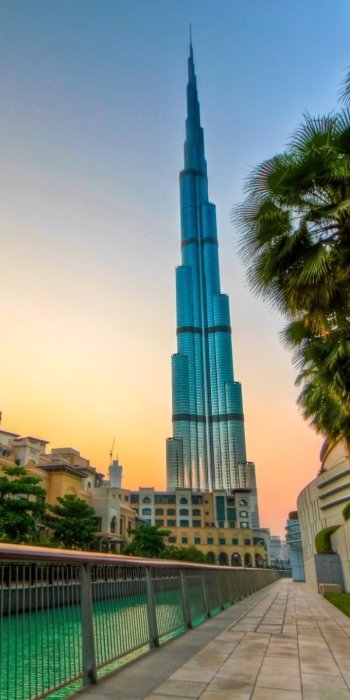 building skyscraper man made Burj Khalifa Phone Wallpaper